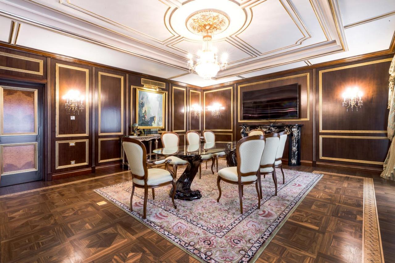 Rixos Khadisha Shymkent Hotel Exterior foto The interior of the club